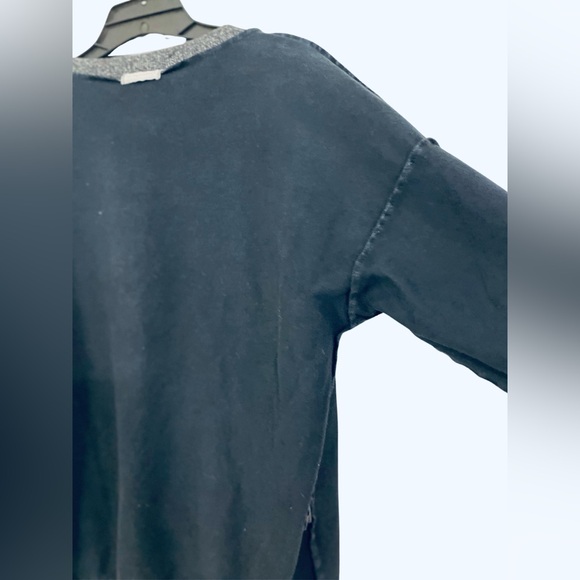 RARE! “Made in Italy” Metallic Swirl & Star Sweater w/Zip Detail Size M/L - Picture 9 of 12